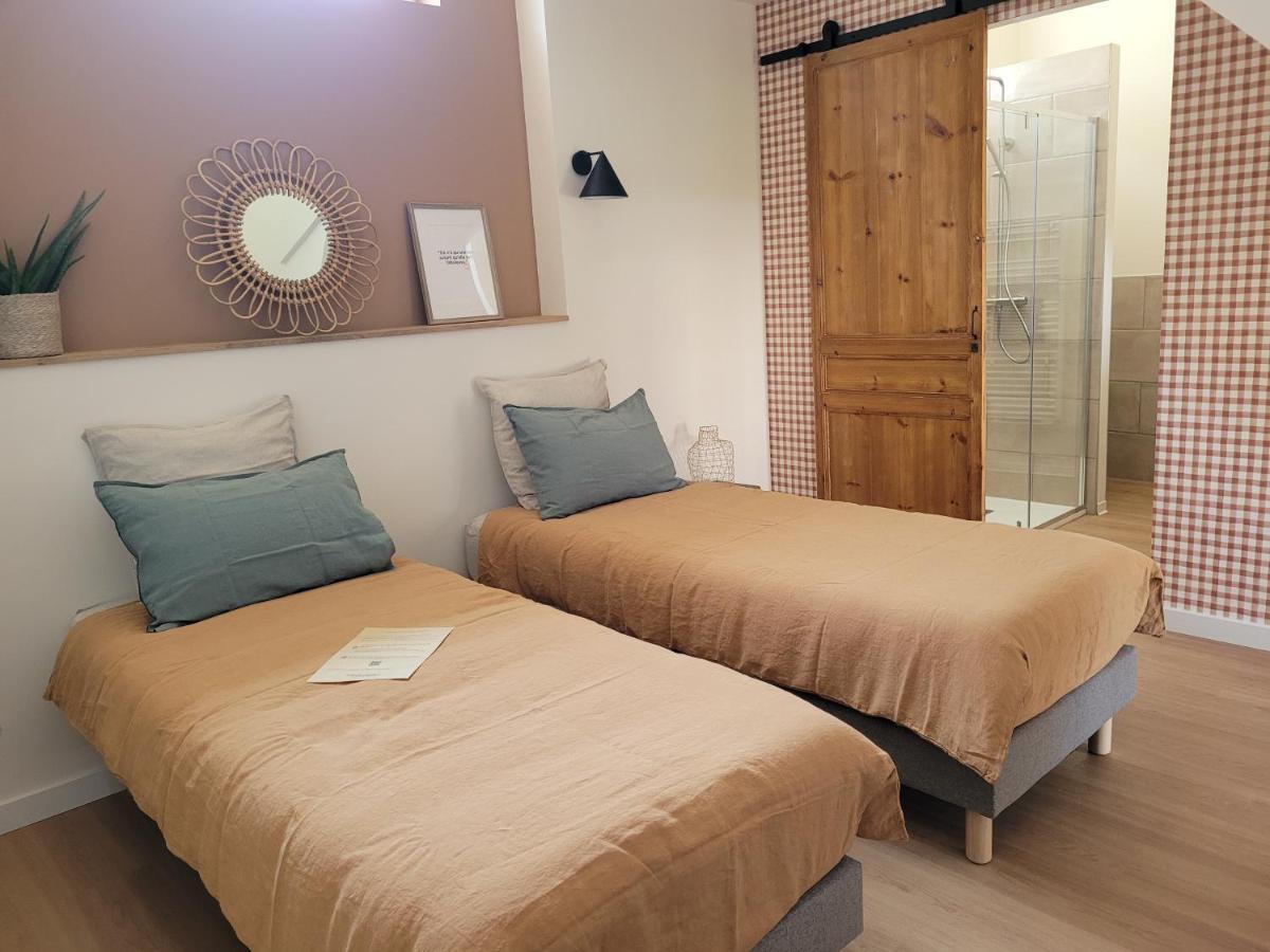 Les Fabulettes Bed & Breakfast Auffay Екстериор снимка