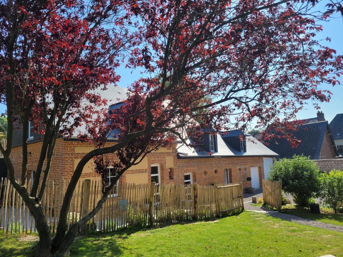 Les Fabulettes Bed & Breakfast Auffay Екстериор снимка
